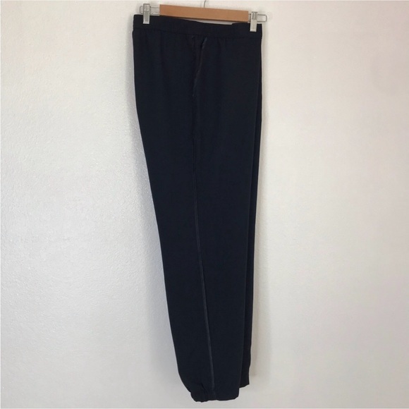 Banana Republic L Navy blue tuxedo jogger pant - Picture 10 of 12